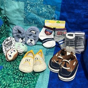 0-6mo baby shoes and sock Baby Lot